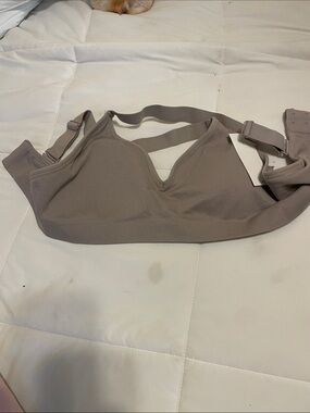 Avia Ribbed Wireless Sports Bra in Taupe